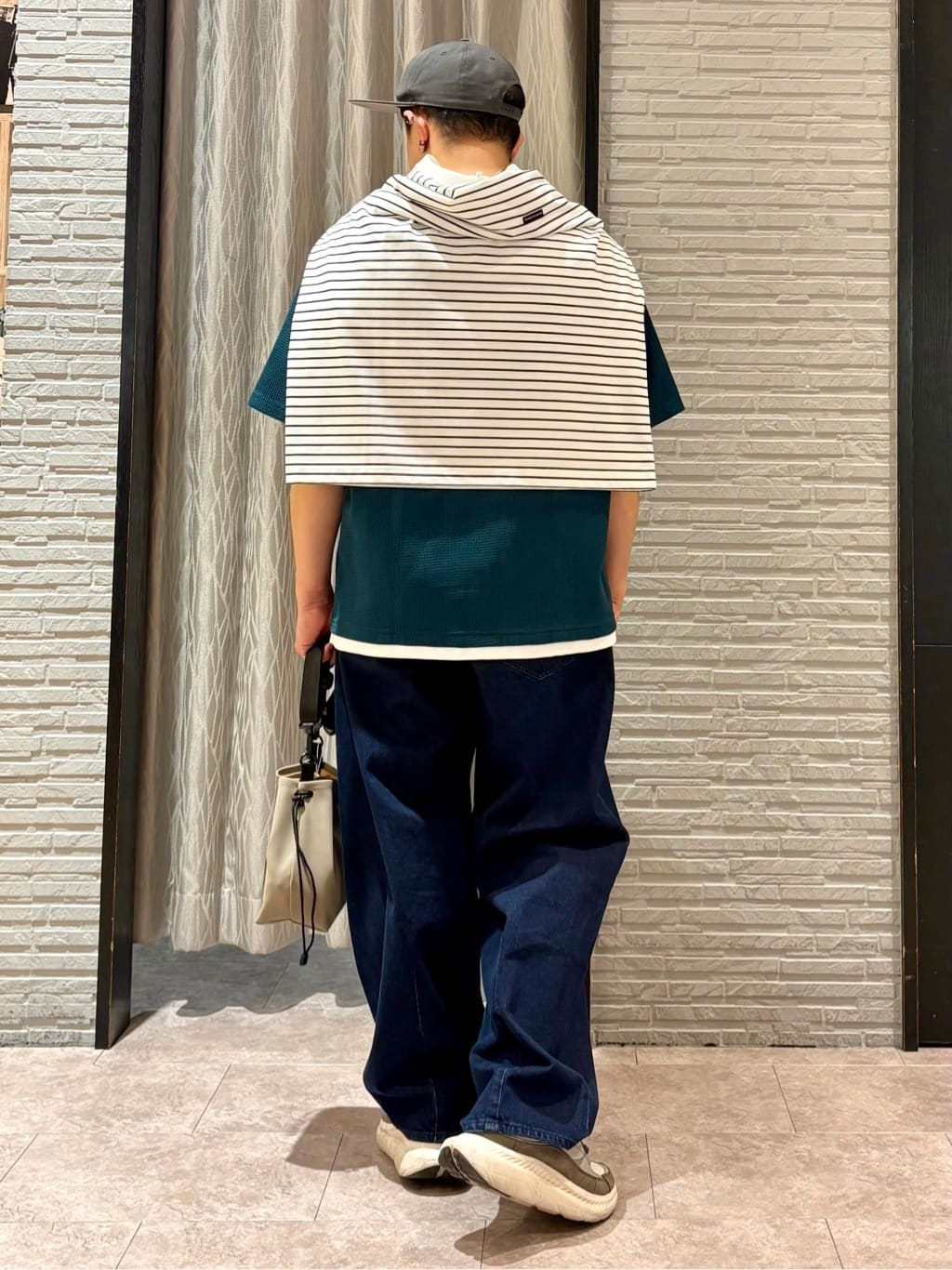 Pーyamaさんの「THE SHOP TK｜【ラクして決まる！】レイヤード風半袖Tシャツ　洗濯機OK」を使ったコーディネート