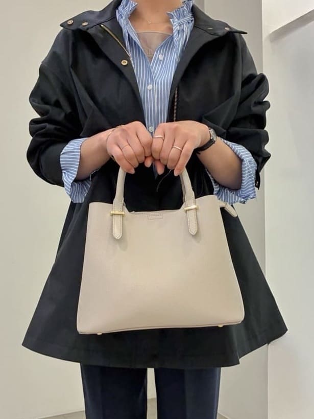 kanakoさんの「grove｜フリルカラーリボンブラウス」を使ったコーディネート