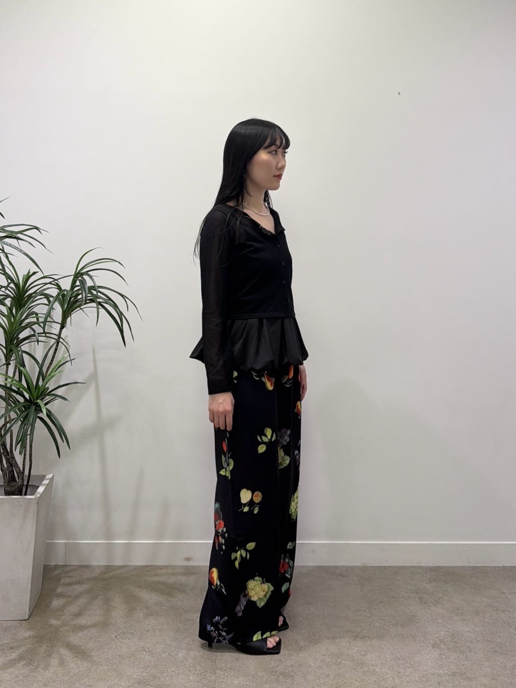 rinaさんの「INDIVI｜ビスチェシアーアンサンブル」を使ったコーディネート