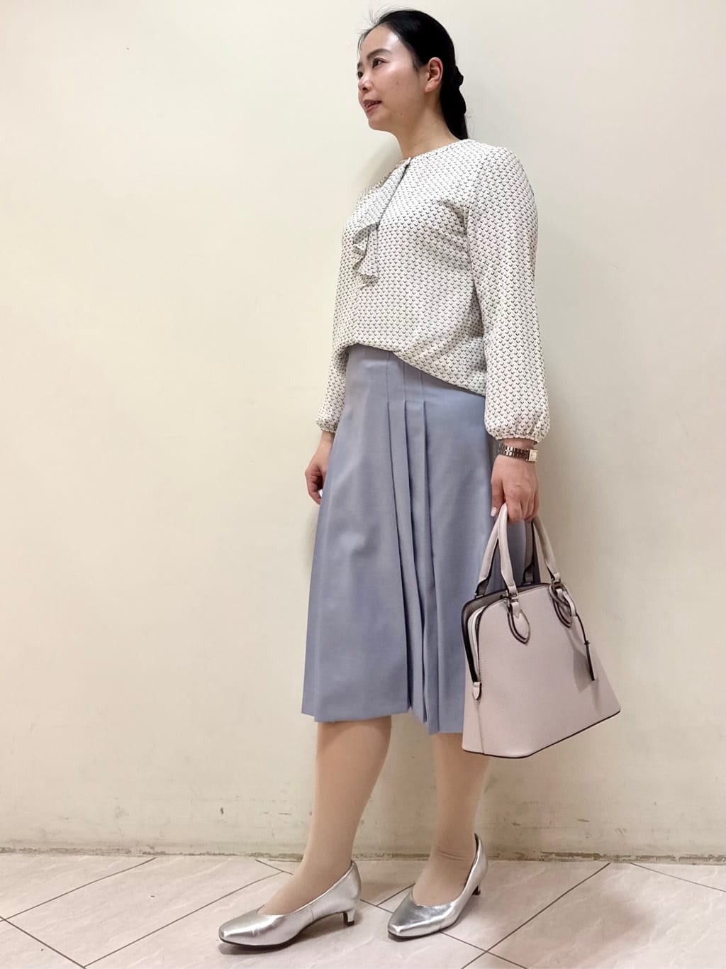 rincoさんの「Reflect｜【UVカット／接触冷感】フロントフリルシフォンブラウス」を使ったコーディネート