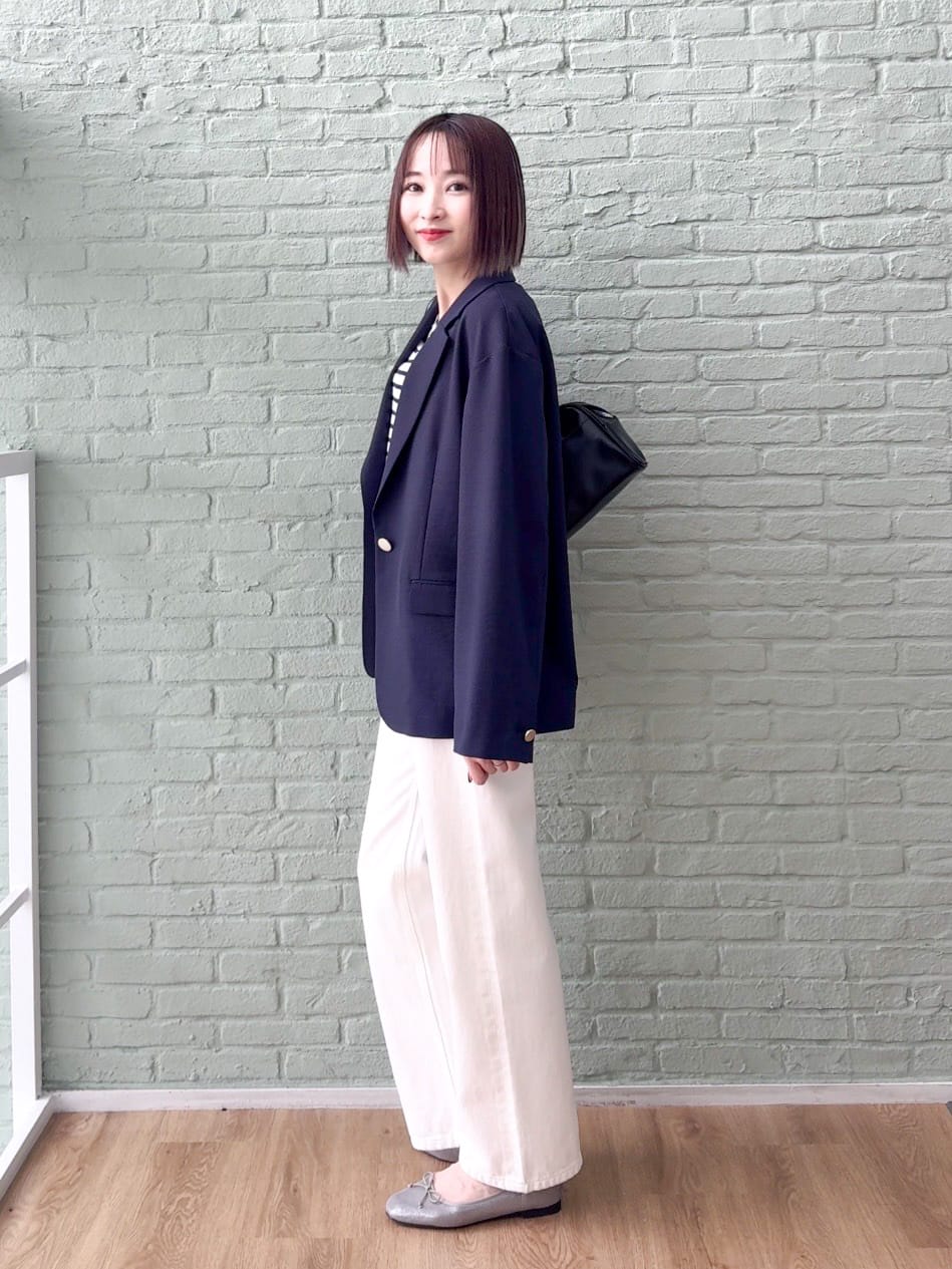 𝐜𝐡𝐢𝐤𝐚さんの「SHOO･LA･RUE｜【SHOO・LA・RUE DENIM/SS-LL】程よい厚みの ストレートデニムパンツ（10.5オン」を使ったコーディネート