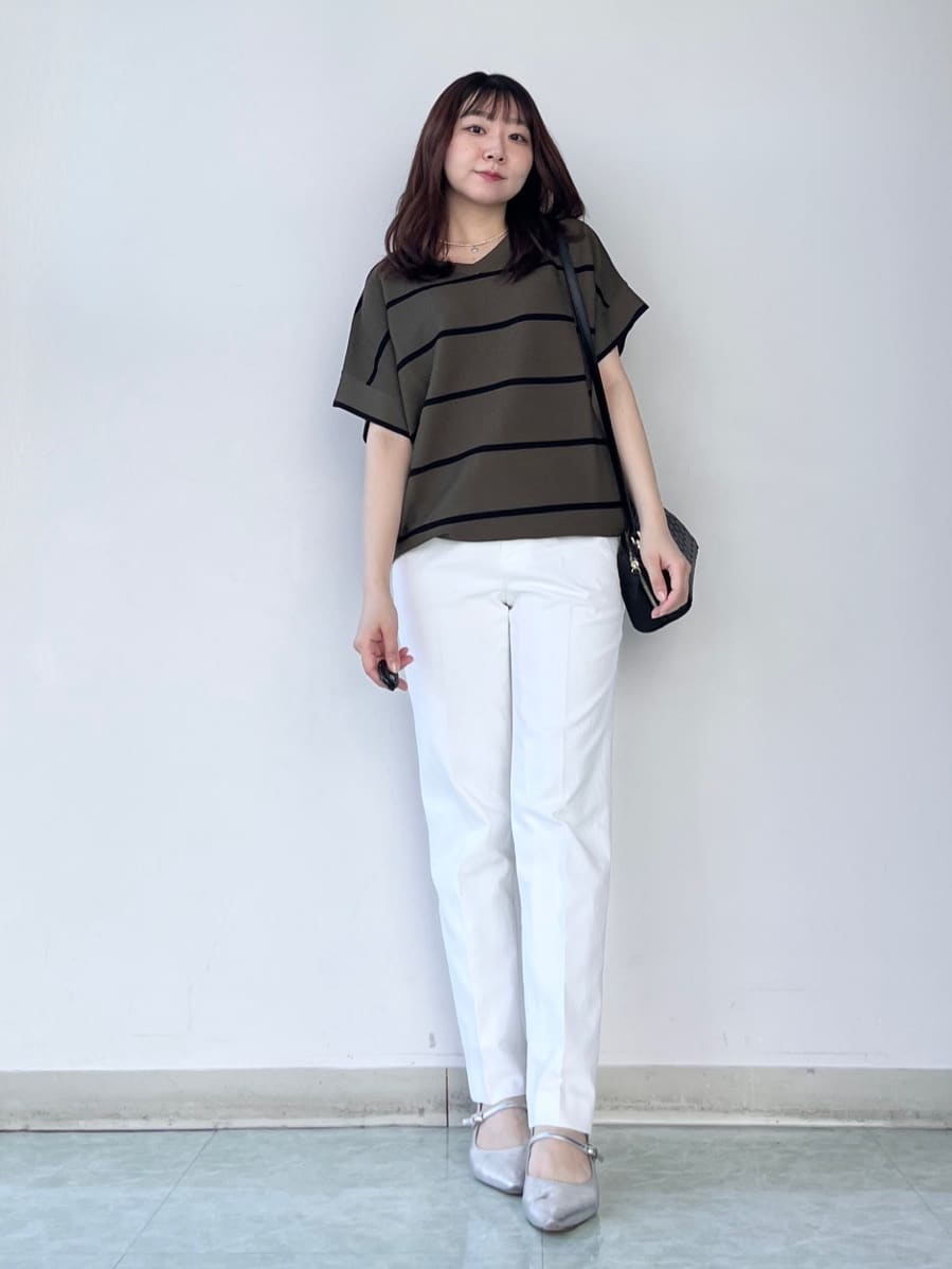 KAHOさんの「UNTITLED｜【11色展開/体型カバー】前後2WAYフレンチスリーブニット」を使ったコーディネート