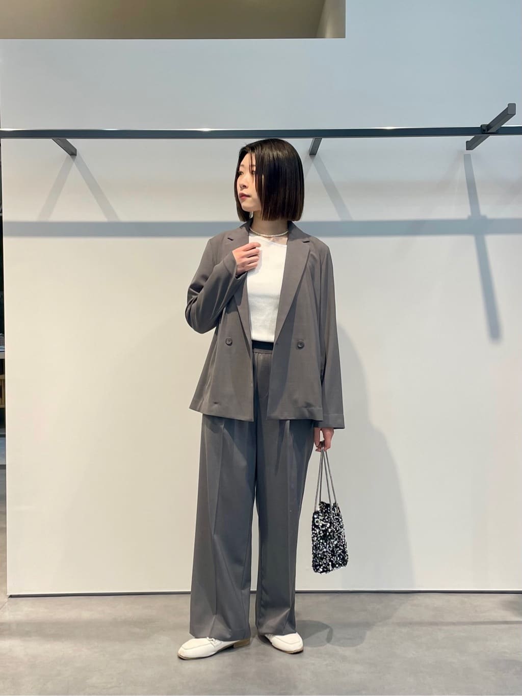 amiさんの「INDIVI｜Comfy SET UP｜ダブルブレストイージージャケット【セットアップ対応／通勤／カセット服／接触」を使ったコーディネート