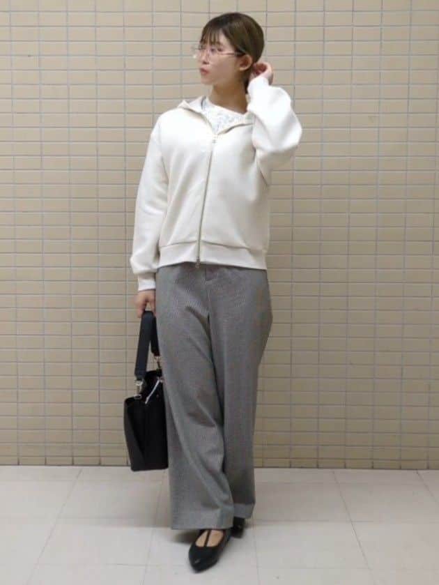 ひまりさんの「Reflect｜【至福の履き心地】&rsquo;26春夏やみつきフラットパンプス」を使ったコーディネート