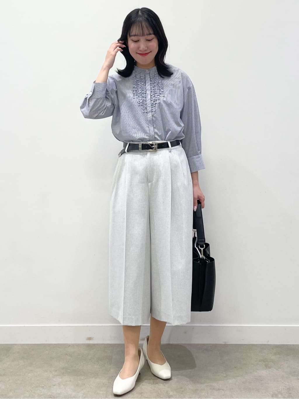 yukariさんの「Reflect｜【接触冷感】八分袖フロントフリルブラウス」を使ったコーディネート