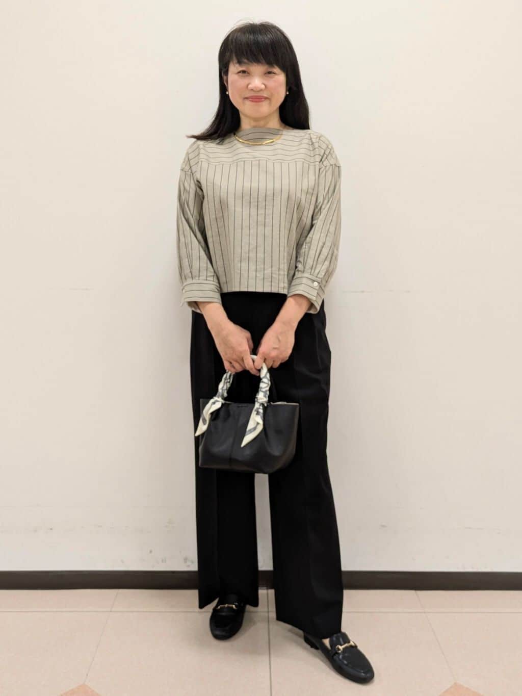 ともさんの「UNTITLED｜◆【洗える/6分袖】ボートネックブラウス」を使ったコーディネート