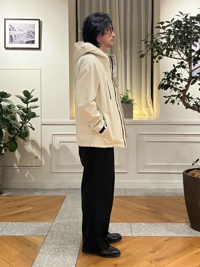 junyaさんの「DRESSTERIOR｜【防水/透湿素材/ウォッシャブル】ウォータープルーフ マウンテンパーカー」を使ったコーディネート