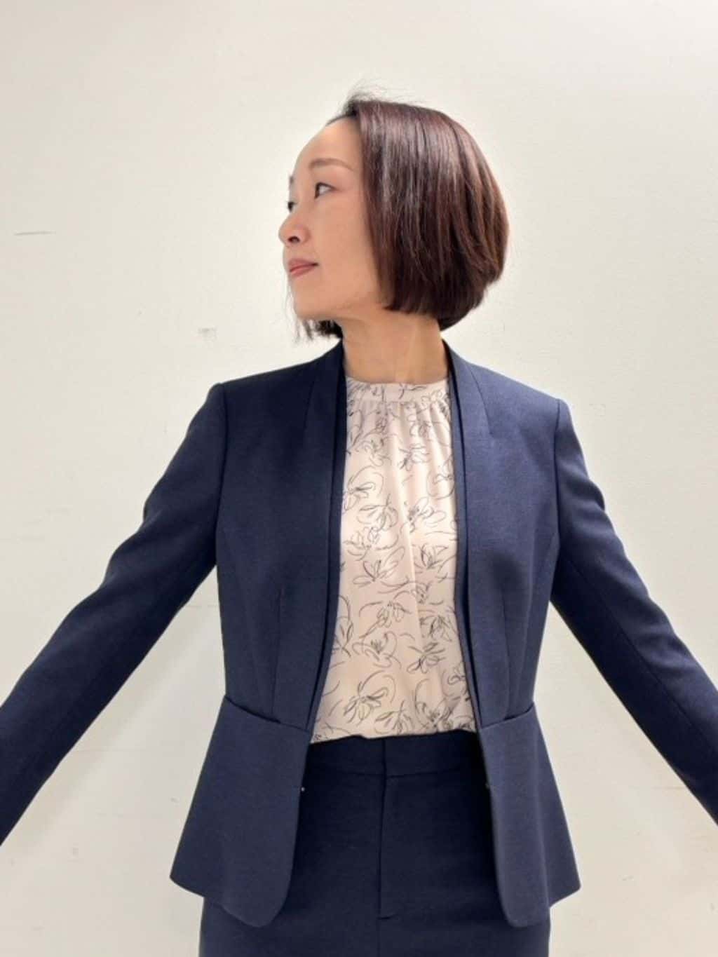 keikoさんの「COUP DE CHANCE｜【手洗い可／日本製】花柄ブラウス」を使ったコーディネート