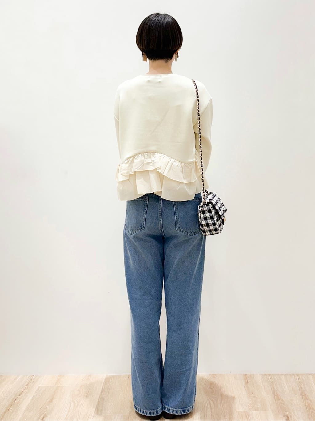 yurieさんの「OPAQUE.CLIP｜ワイドストレートデニムパンツ【洗濯機OK】《S～LL》」を使ったコーディネート