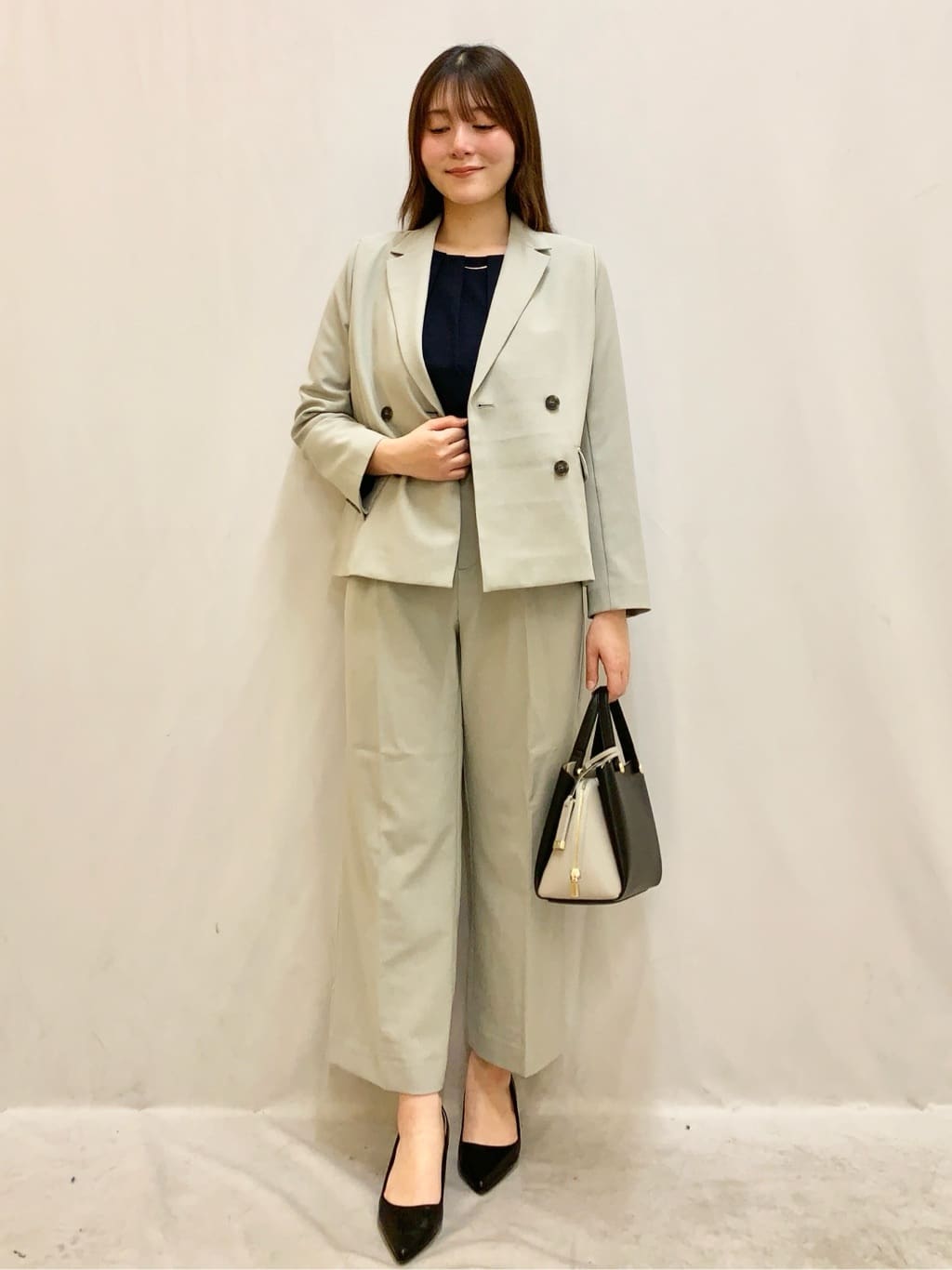 kasumiさんの「index｜ダブルブレストジャケット／セットアップ対応可【洗える／接触冷感／吸水速乾／防シワ／ストレッチ】」を使ったコーディネート