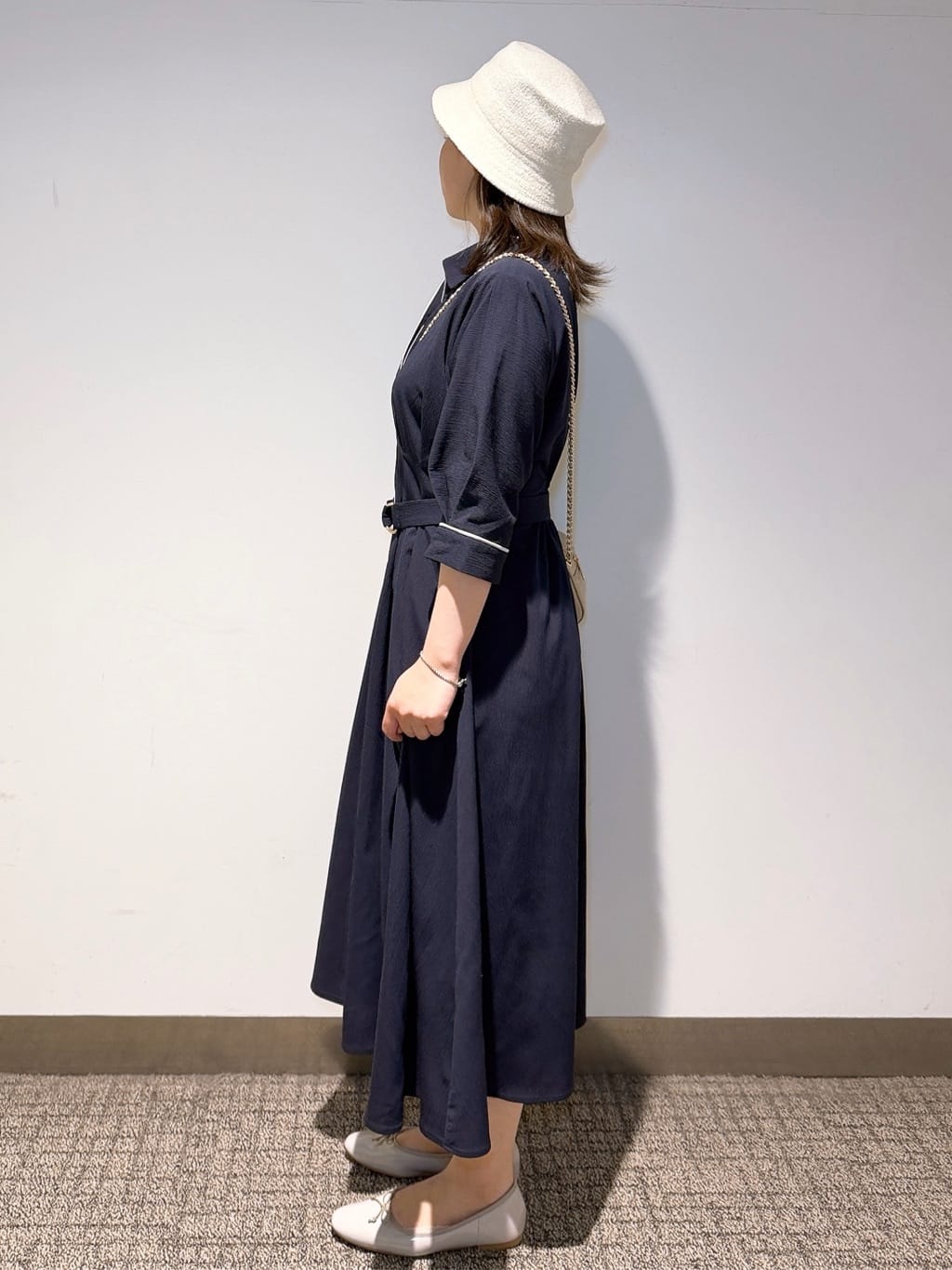 みーさんの「grove｜【美シルエット】ウエストタック配色ワンピース」を使ったコーディネート