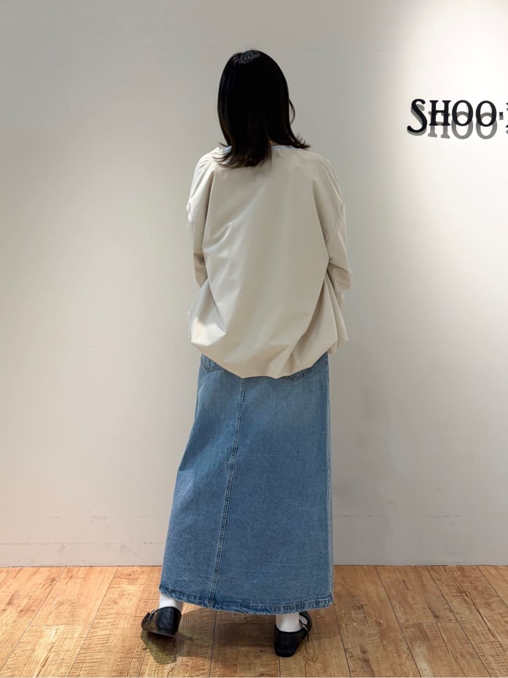 Juraさんの「SHOO･LA･RUE｜【洗濯機可/S-LL】コーデの主役になる ロゴアソート 裏毛スウェット」を使ったコーディネート