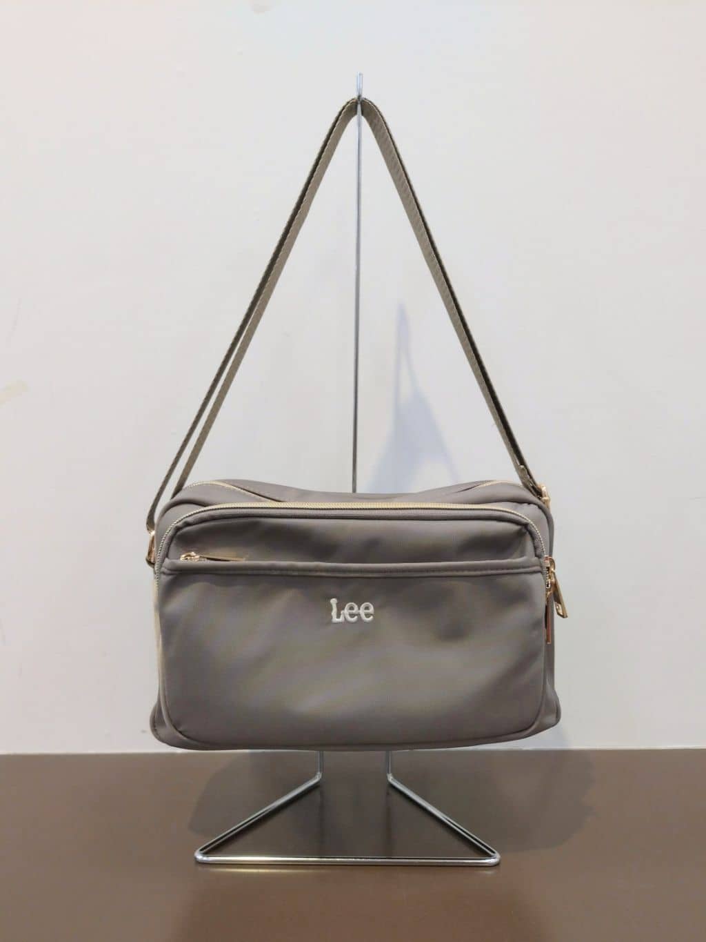 yuzuyamamaさんの「SHOO･LA･RUE｜【Lee別注／撥水】7ポケットショルダーバッグ」を使ったコーディネート