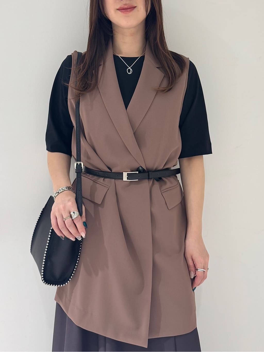 そんさんの「INDIVI｜【接触冷感／透湿／着る日傘】颯爽ジレジャケット」を使ったコーディネート