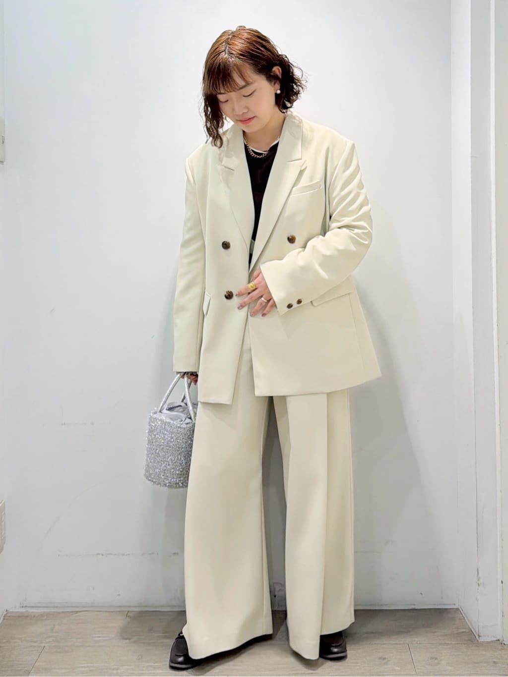 sumicaさんの「OPAQUE.CLIP｜配色レイヤードロングスリーブTシャツ【洗える】」を使ったコーディネート