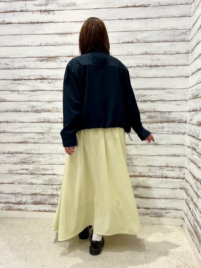 ゆっきーさんの「SHOO･LA･RUE｜【高レビュー/洗濯機可/S-LL】さらっと着られる 8分袖Ⅴネックニット」を使ったコーディネート
