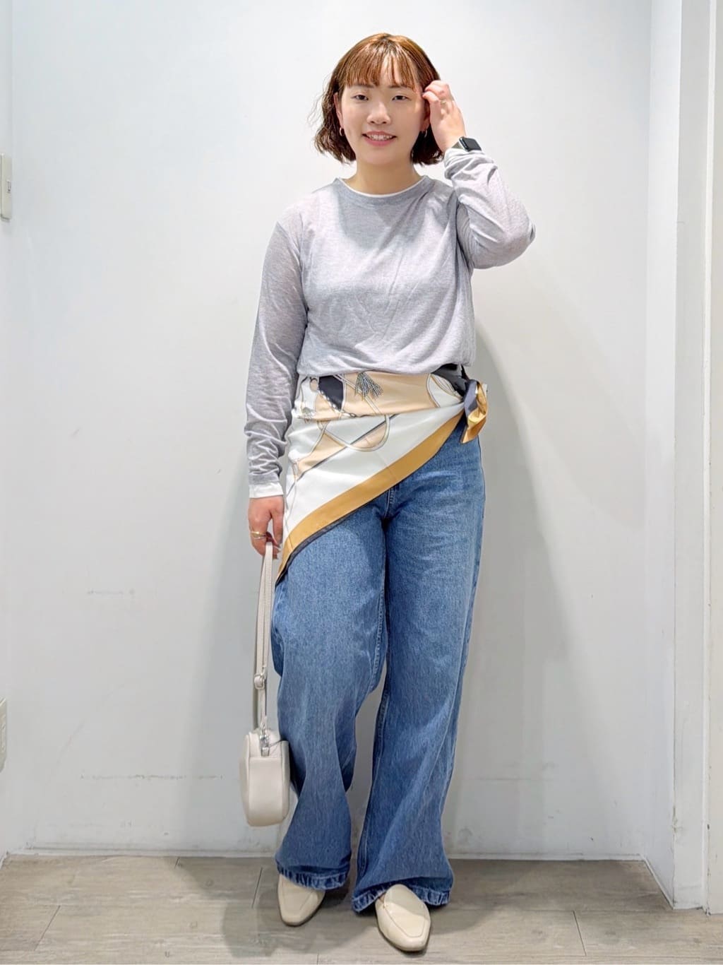 sumicaさんの「OPAQUE.CLIP｜配色レイヤードロングスリーブTシャツ【洗える】」を使ったコーディネート