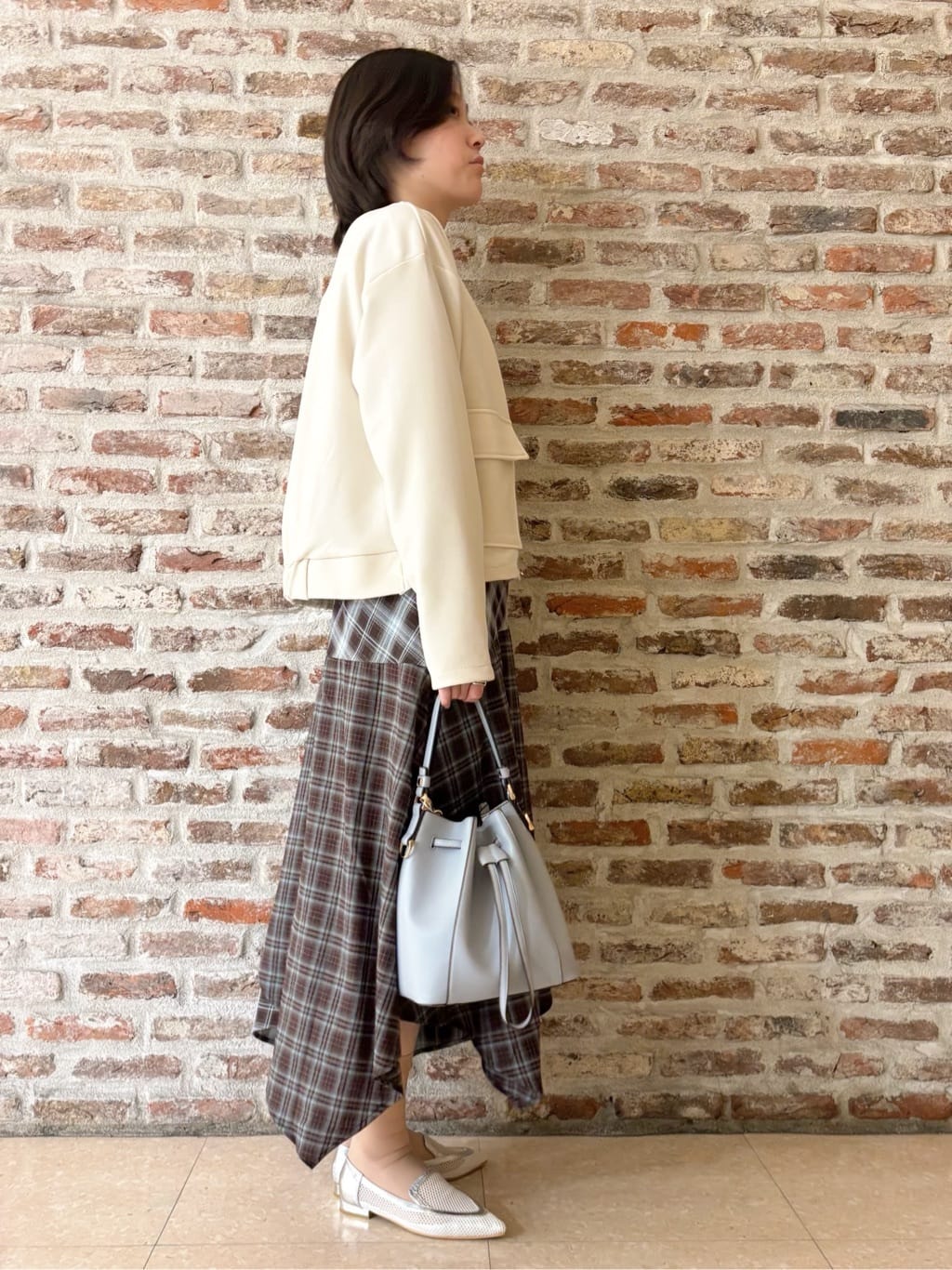 しばさんの「THE SHOP TK｜【オンオフ問わず活躍】ダンボールカルゼジャケット」を使ったコーディネート