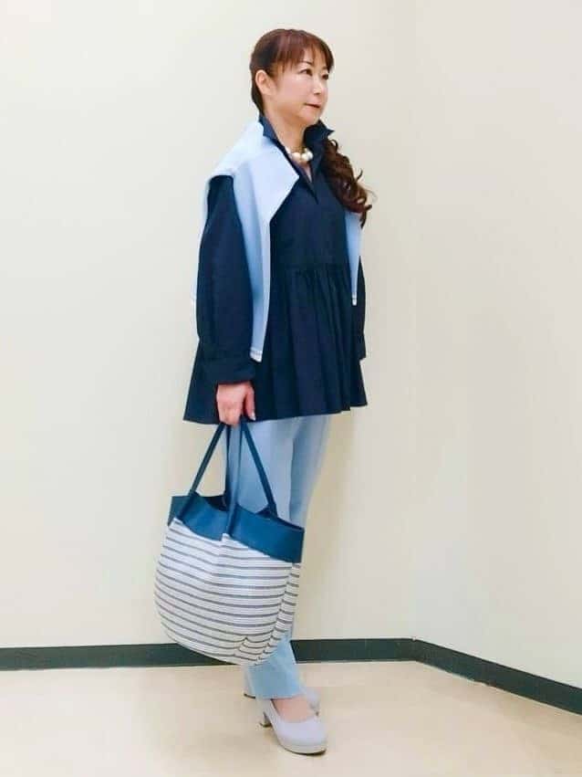 花さんの「Reflect｜【レイヤードにおすすめ◎】ペプラムデザインシャツ」を使ったコーディネート