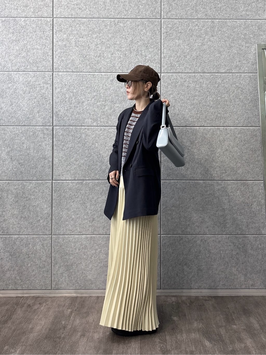 kotakiさんの「INDIVI｜ダブルブレストオーバージャケット」を使ったコーディネート