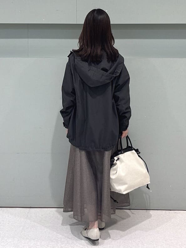 makiさんの「UNTITLED｜【洗える/はっ水】リラクシーマウンテンパーカー」を使ったコーディネート