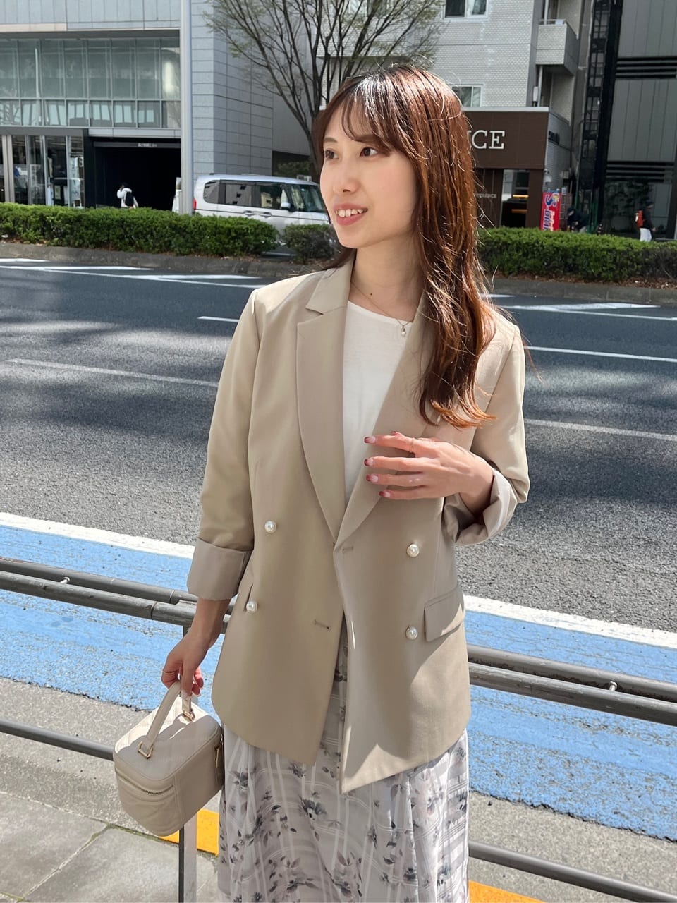 はばさんの「Couture brooch｜【接触冷感・UVカット】エンブロドルマントップス」を使ったコーディネート