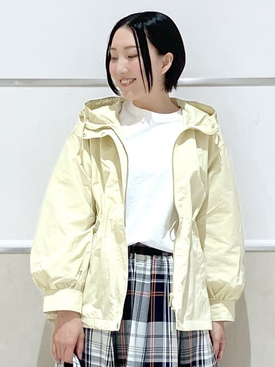 eriko さんの「Dessin｜【撥水・洗える】フーデッドライトブルゾン」を使ったコーディネート
