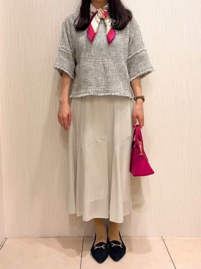 SAHOさんの「UNTITLED｜リバーベルトプリントスカーフ」を使ったコーディネート