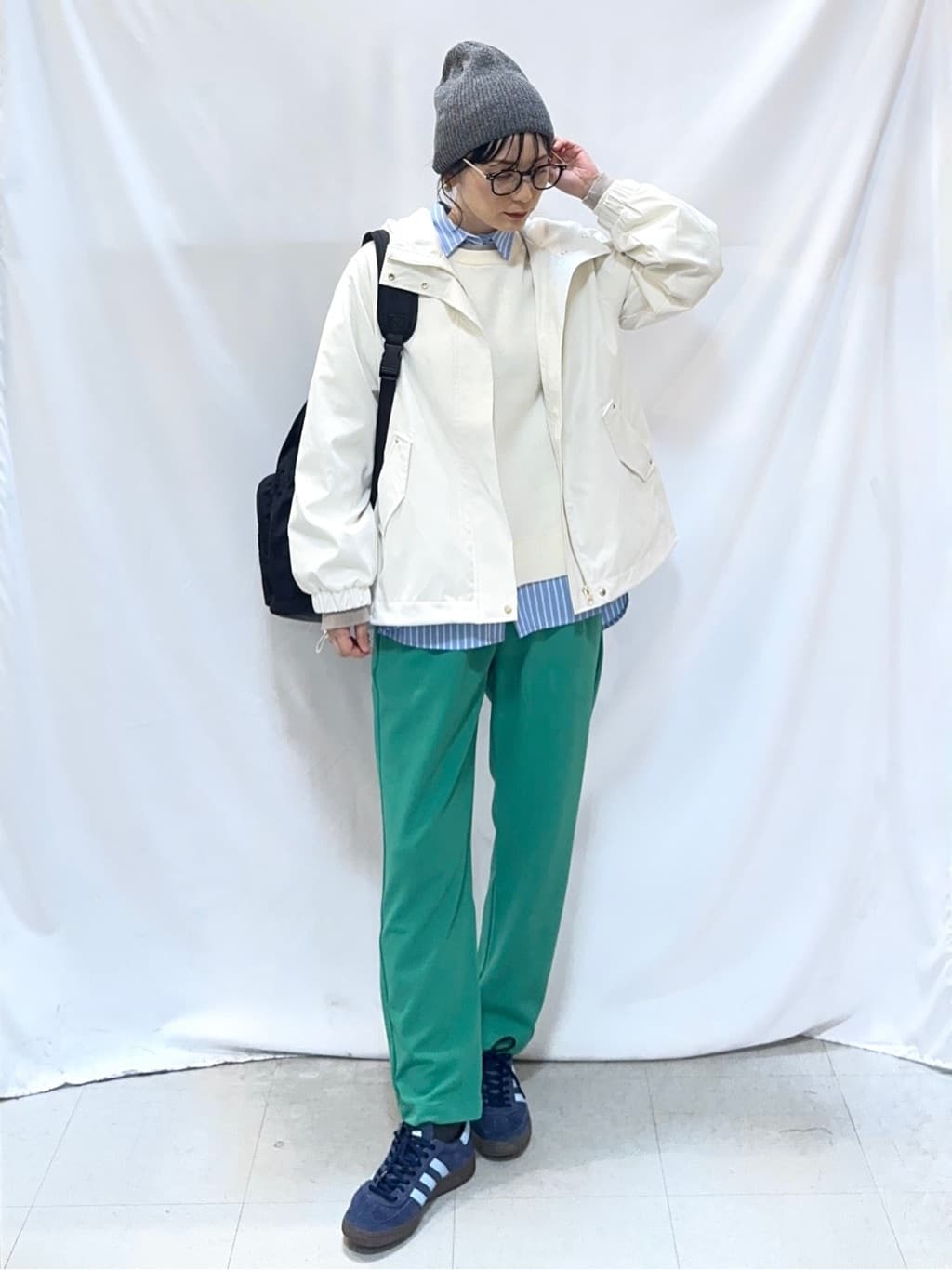 𝐇𝐢𝐫𝐨𝐦𝐢さんの「SHOO･LA･RUE｜【洗濯機可/S-LL/インしなくても着られる】1枚で決まる　レイヤード風スウェットライクニット」を使ったコーディネート