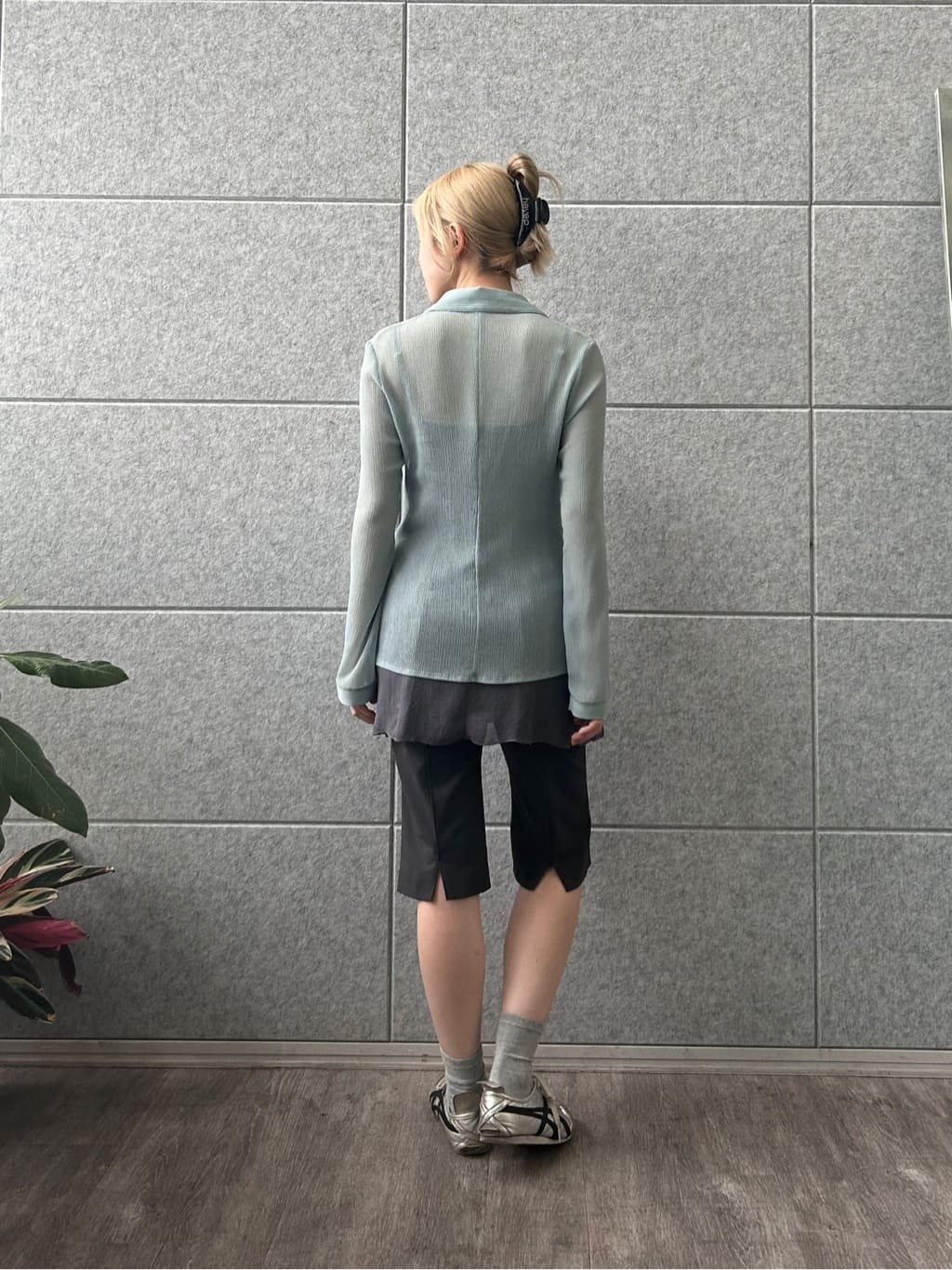 honoka Aさんの「CODE A｜thin gather shirts」を使ったコーディネート