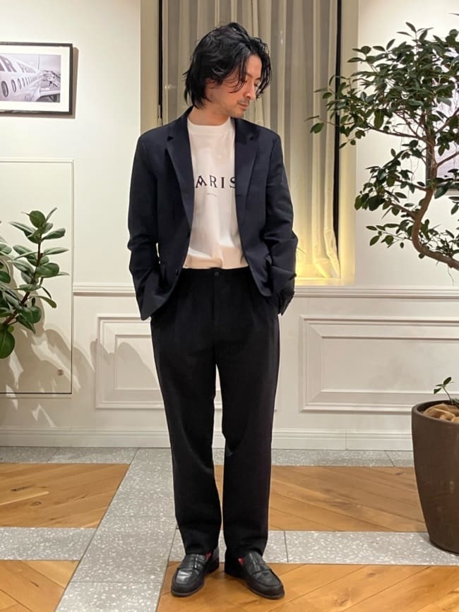 junyaさんの「DRESSTERIOR｜【接触冷感／UVカット／抗菌防臭／しわ防止】クールデオドラント ロゴTシャツ」を使ったコーディネート