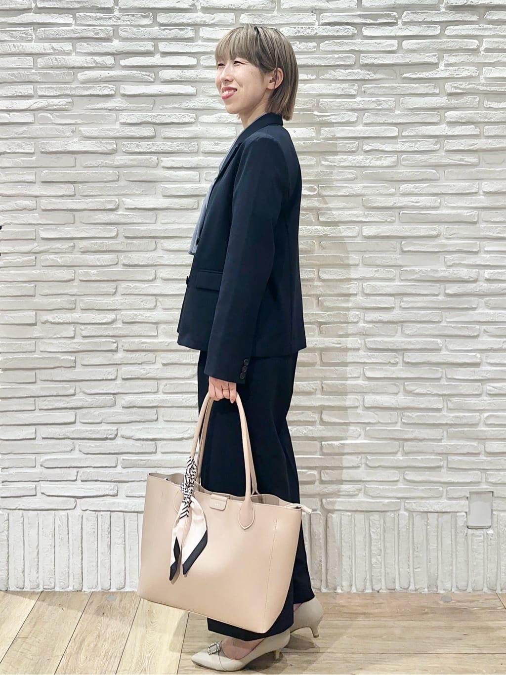 Hana...eさんの「index｜プリーツボウタイジョーゼットブラウス【洗濯機OK／イージーアイロン／防シワ】」を使ったコーディネート