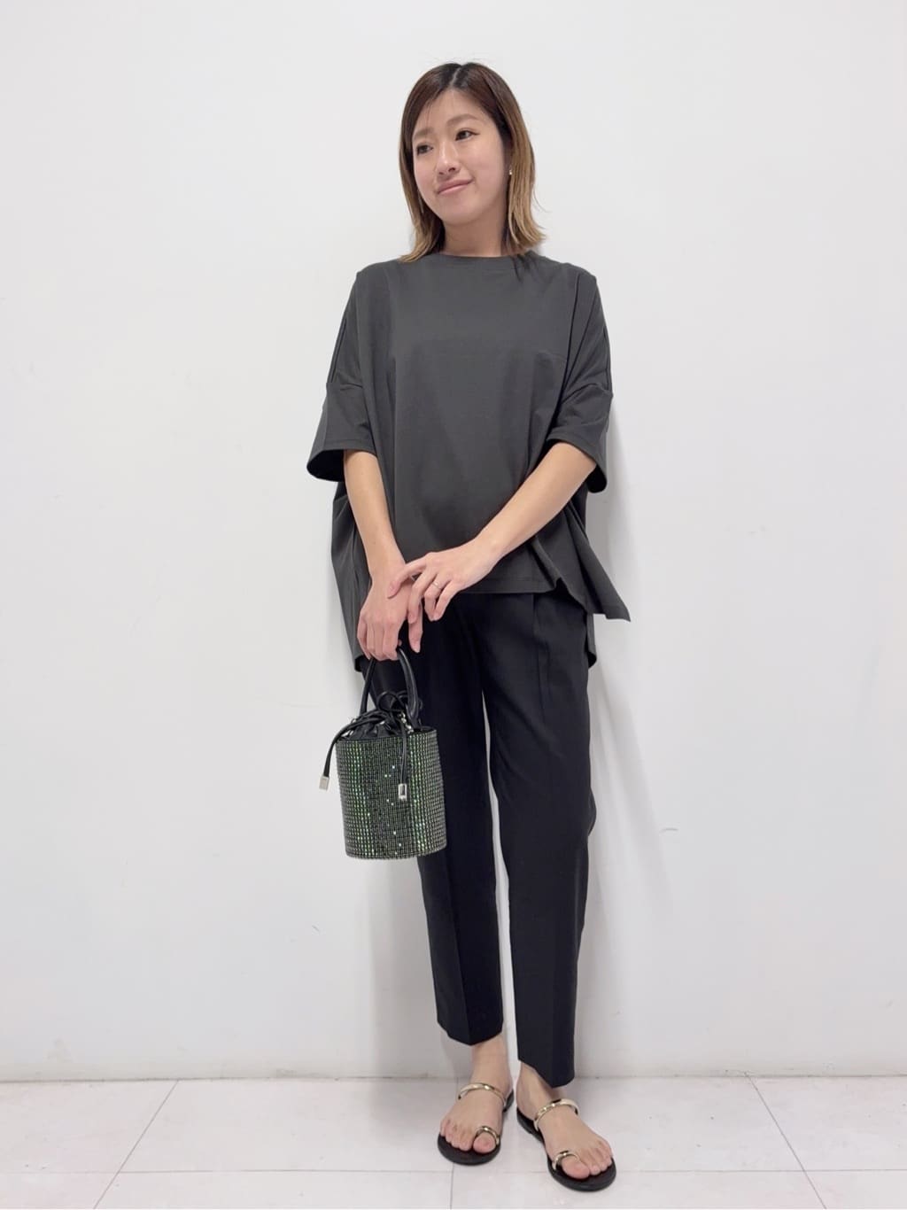 Nishijimaさんの「DRESSTERIOR｜【ウォッシャブル】コットンリネン テーパードパンツ」を使ったコーディネート