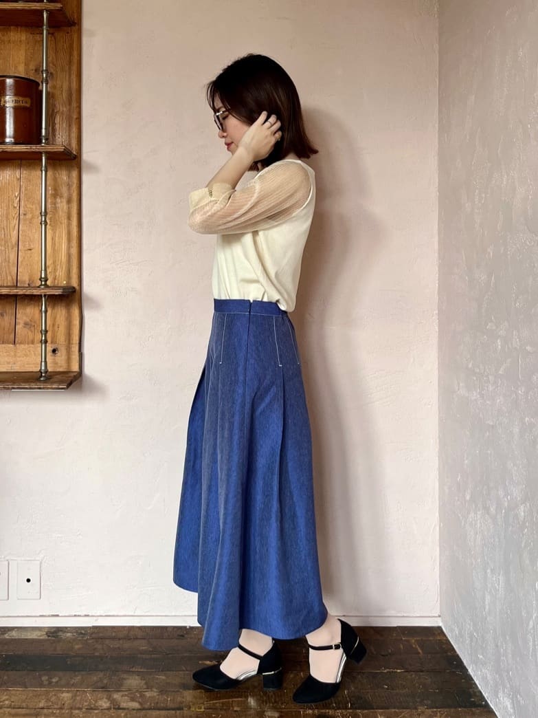saoriさんの「【手洗い可】袖シアーニット」を使ったコーディネート