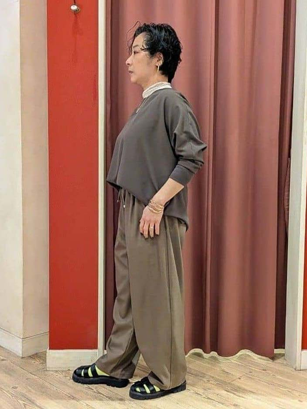 cameさんの「SHOO･LA･RUE｜レイヤード風に使える　シアーネックカバー」を使ったコーディネート