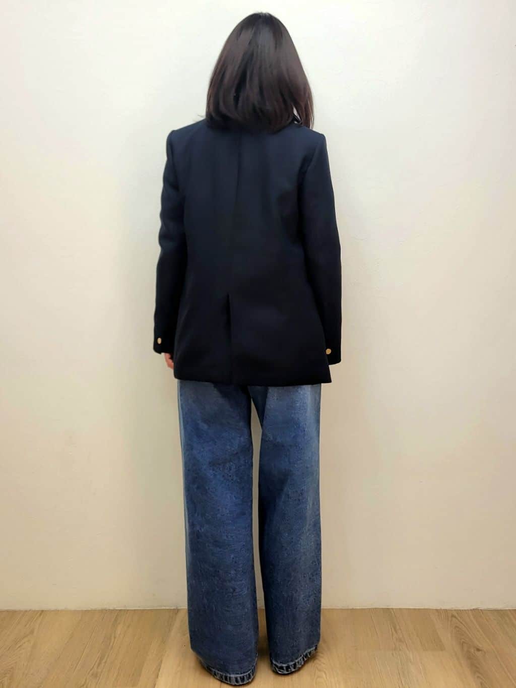 LISAさんの「OPAQUE.CLIP｜金ボタンダブルブレストテーラードジャケット／セットアップ対応【洗える】」を使ったコーディネート