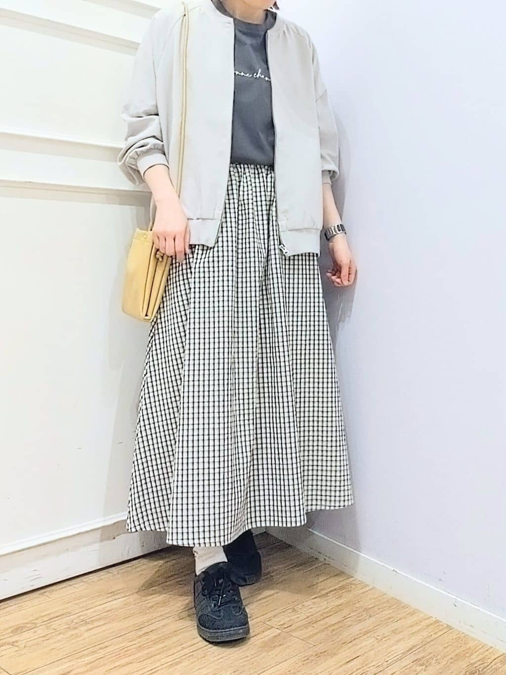 miomioさんの「SHOO･LA･RUE｜【洗濯機可/S-LL】さらっと快適　麻調ゆるリブブルゾン」を使ったコーディネート