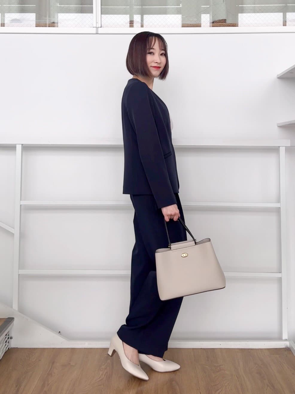 𝐜𝐡𝐢𝐤𝐚さんの「SHOO･LA･RUE｜【洗濯機可/UV/SS-3L】すっきり好印象 ノーカラージャケット」を使ったコーディネート