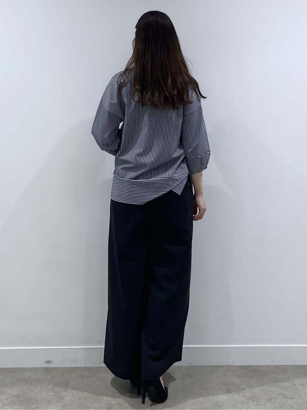 Saekoさんの「COUP DE CHANCE｜【手洗い可／日本製】ストライプ柄ジャージートップス」を使ったコーディネート