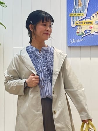 mikaさんの「Dessin｜【洗える】フードトレンチコート」を使ったコーディネート