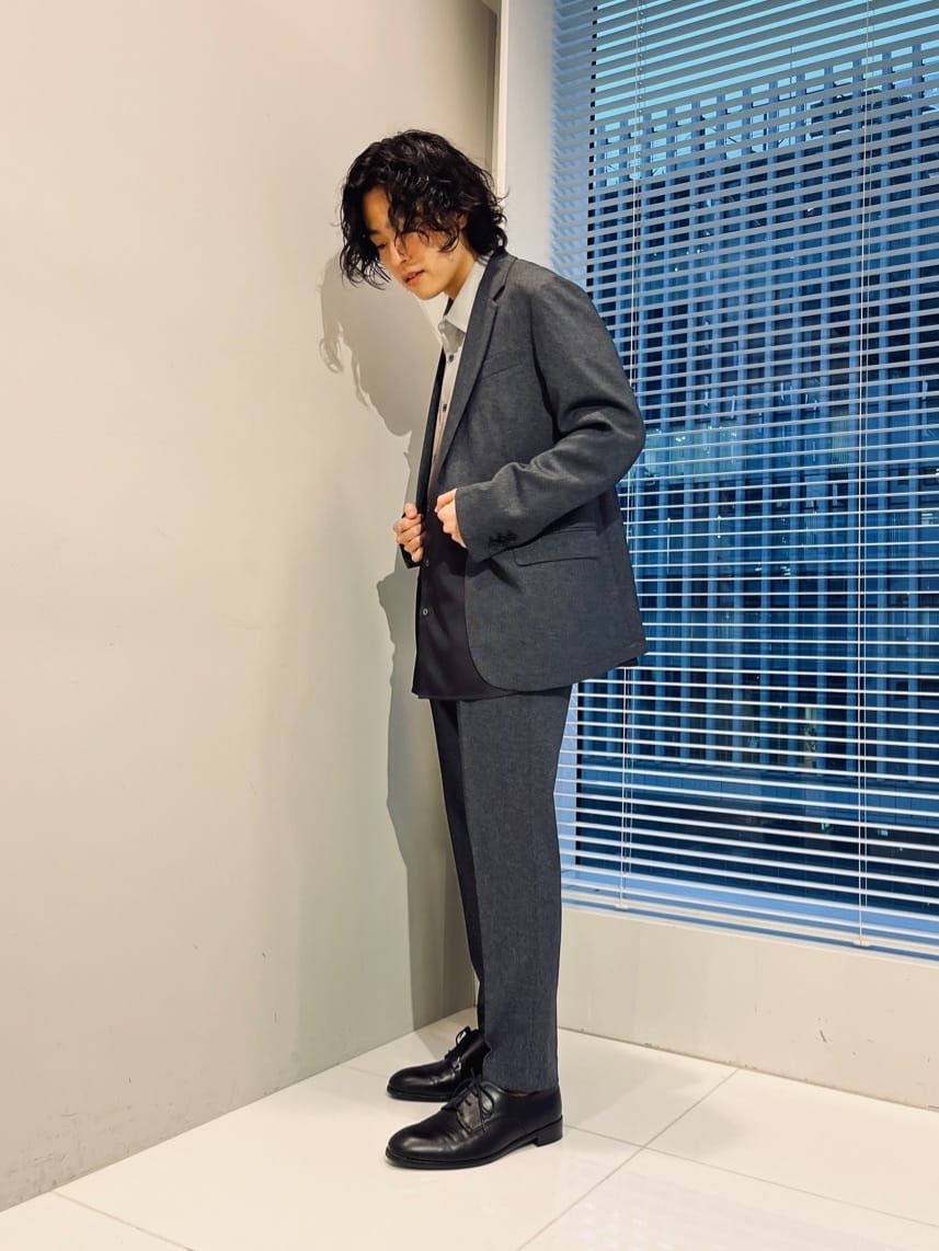 ワッキーさんの「tk.TAKEO KIKUCHI｜◆【昨年の人気商品！】上下2点セットエステルサージセットアップ/通年着用可/洗濯可/オールシーズン/」を使ったコーディネート