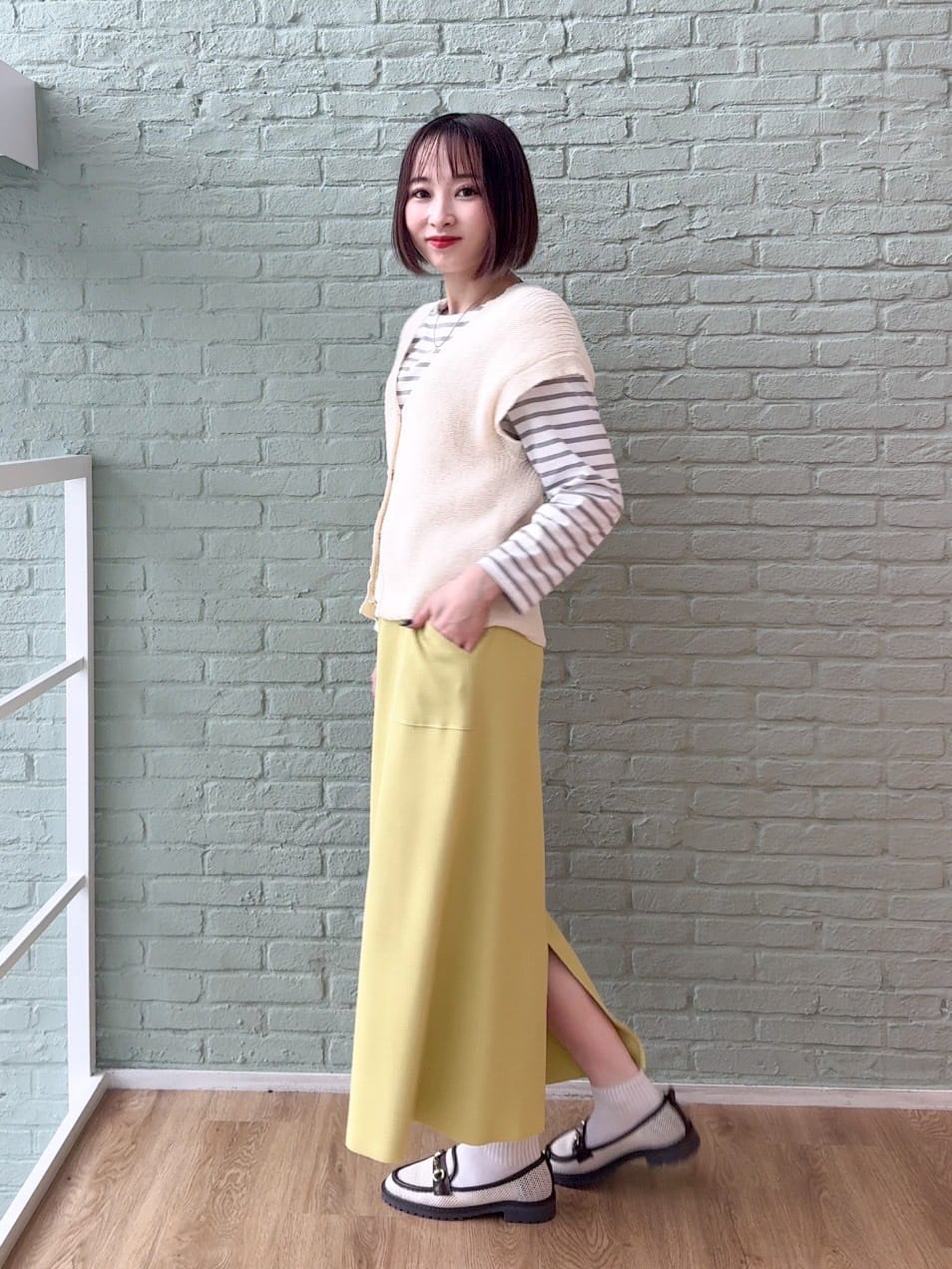 𝐜𝐡𝐢𝐤𝐚さんの「SHOO･LA･RUE｜メッシュローファー」を使ったコーディネート