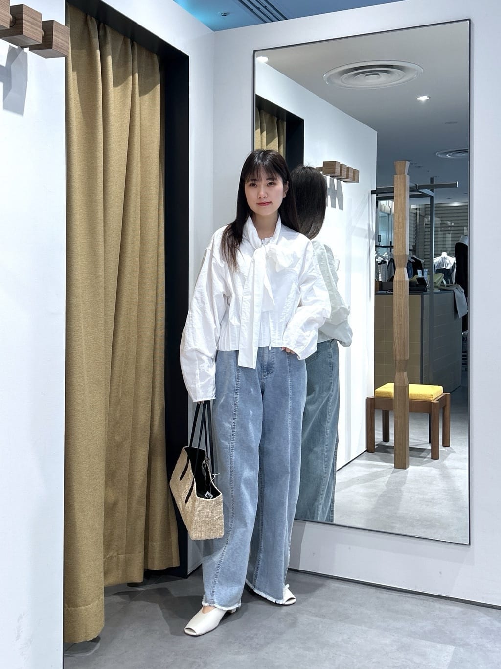 Renoさんの「INDIVI｜ボウタイシャツブルゾン」を使ったコーディネート