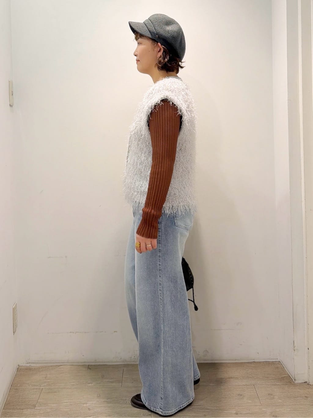 sumicaさんの「OPAQUE.CLIP｜シアー配色クルーネックリブニット【洗濯機OK】」を使ったコーディネート