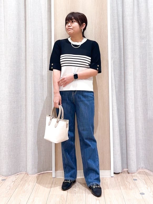 naoさんの「grove｜【撥水／シルエット2WAY】羽織るだけでサマになる、スタンドネックテントラインコート」を使ったコーディネート