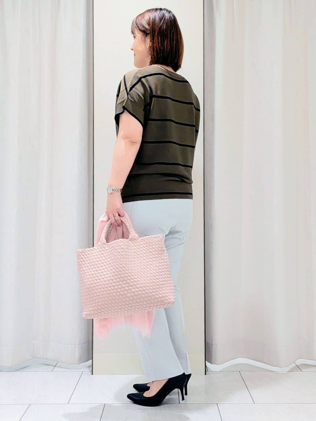 Onumaさんの「UNTITLED｜【接触冷感/洗える/後ろウエストゴム】オックステーパードパンツ」を使ったコーディネート