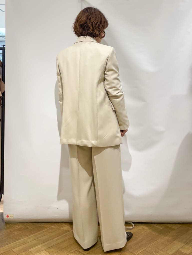 なかさんの「index｜金ボタンダブルブレストテーラードジャケット／セットアップ対応【洗える】」を使ったコーディネート