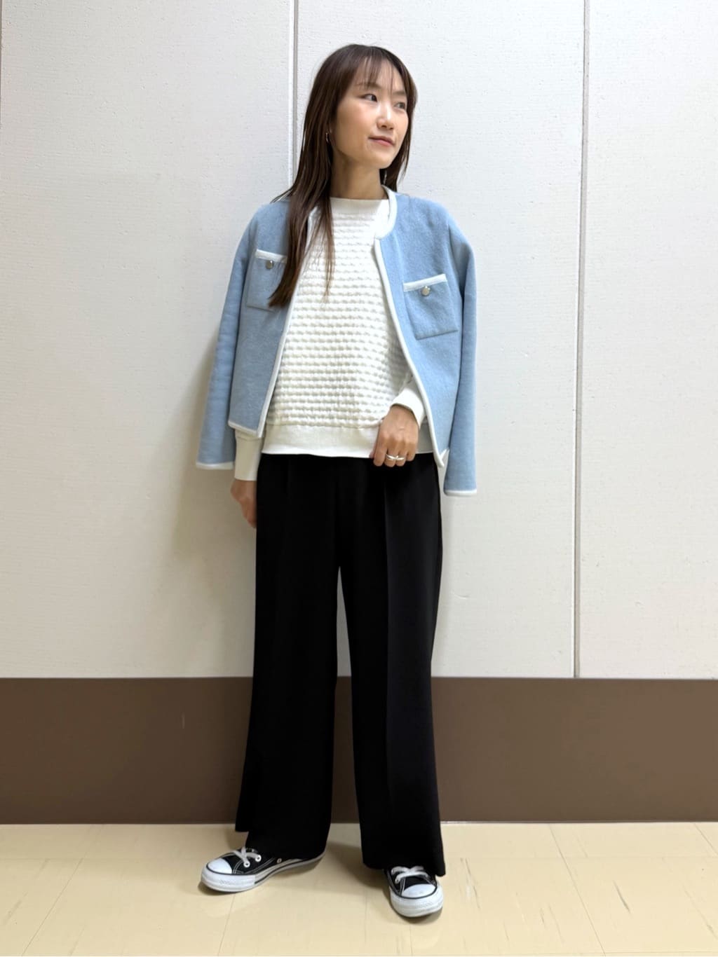 mamiさんの「INDIVI｜【洗える／凹凸編み】ジャカードニット」を使ったコーディネート