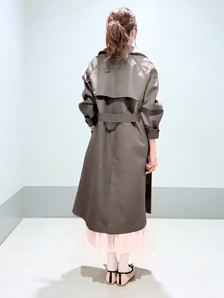 Yamaさんの「DRESSTERIOR｜◆【ウォッシャブル/美シルエット】ライト トレンチコート」を使ったコーディネート