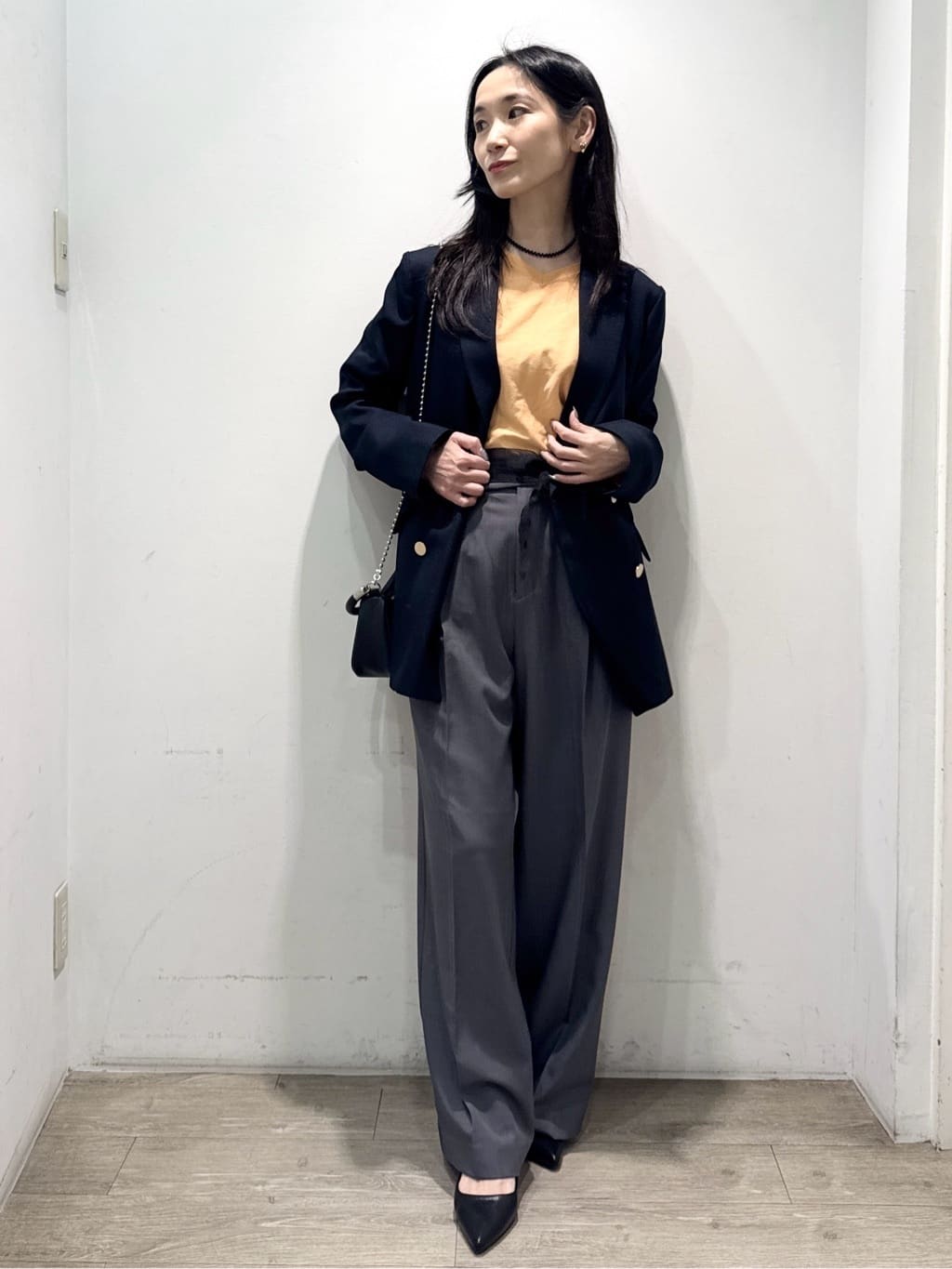 yuicciさんの「OPAQUE.CLIP｜金ボタンダブルブレストテーラードジャケット／セットアップ対応【洗える】」を使ったコーディネート